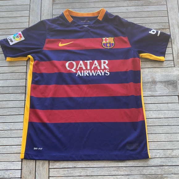 FC Barcelona 15/16 Jersey Youth XL good condition - Picture 1 of 5